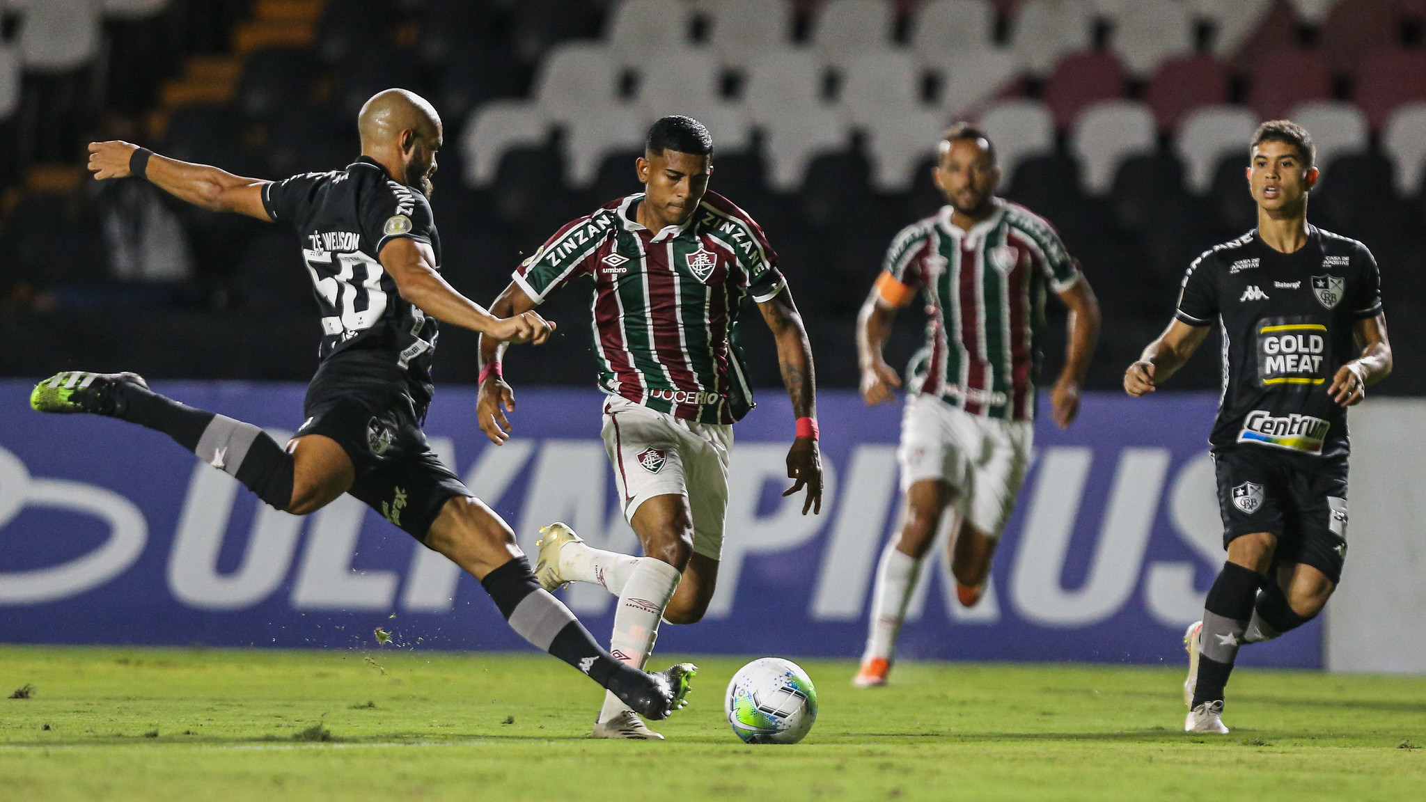 Fluminense leva a melhor e vence Clássico contra o Botafogo. (Foto: Lucas Merçom/Fluminense)