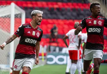 Arrascaeta empata o jogo para o Flamengo. (Foto: Alexandre Vidal/Flamengo)