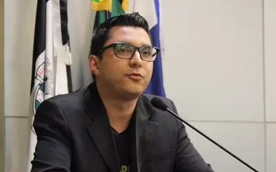 Câmara de Nova Friburgo, RJ, rejeita pedido de impeachment contra prefeito Johnny Maycon