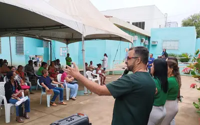 Prefeitura de Itaperuna, RJ, realiza ação no Dia Mundial do Parkinson